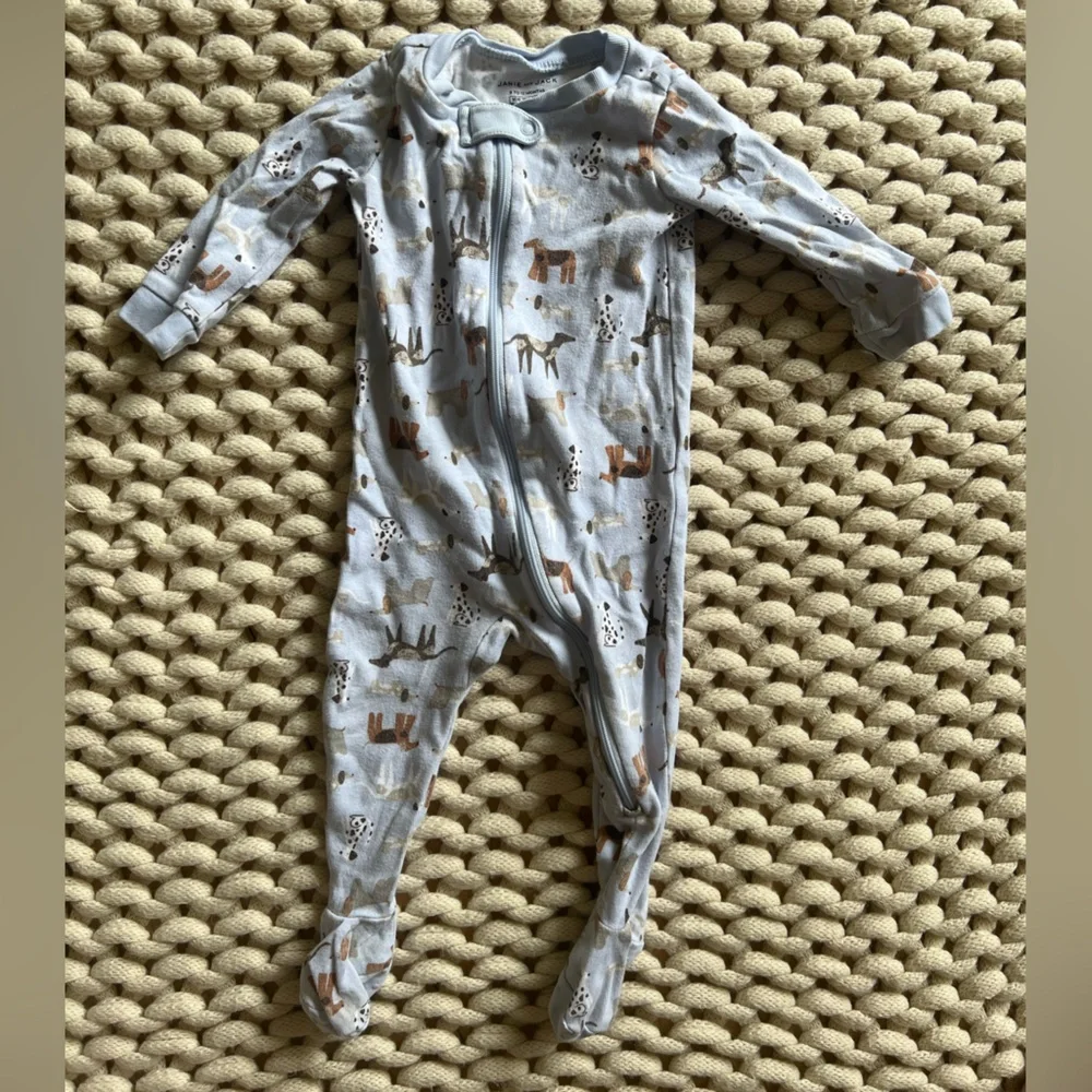 Janie and Jack 6-12m puppy zipper sleeper